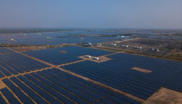 ১০ হাজার মেগাওয়াটের বেশি নবায়নযোগ্য জ্বালানি উৎপাদনের রেকর্ড আদানির