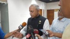 ক্ষমা চেয়ে অভিযোগ থেকে অব্যাহতি পেলেন এমপি হাফিজ মল্লিক