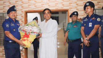 স্বরাষ্ট্র সচিবের সঙ্গে সৌজন্য স্বাক্ষাৎ করলেন পুলিশ সুপার ওয়াহিদুল ইসলাম