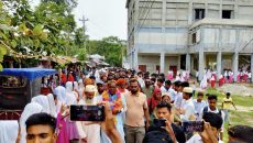 ফুলেল শুভেচ্ছায় ৩৮ বছরের শিক্ষকতা জীবনের সমাপ্তি ঘটলো আলমগীর কবিরের