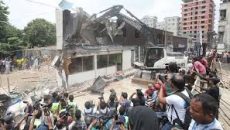 আজ গুঁড়িয়ে দেওয়া হলো সাদিক অ্যাগ্রোর পুরো খামার