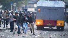 কেনিয়ায় বিক্ষোভকারীদের ওপর পুলিশের গুলি, মৃত্যু অন্তত ১০