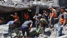 গাজায় দুটি শরণার্থী শিবিরে ইসরায়েলি হামলায় নিহত ১০