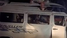 ভারতে দাঁড়িয়ে থাকা ট্রাকে মিনিবাসের ধাক্কায় নিহত ১৩