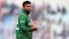 সাকিবকে দেশে ফেরাতে নোটিশ