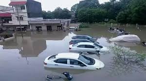 ভারতের গুজরাটে ভয়াবহ বন্যায় অন্তত ২৮ জনের প্রাণহানি