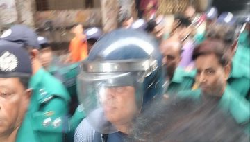 সাবেক সেনা কর্মকর্তা জিয়াউল আহসান ৮ দিনের রিমান্ডে