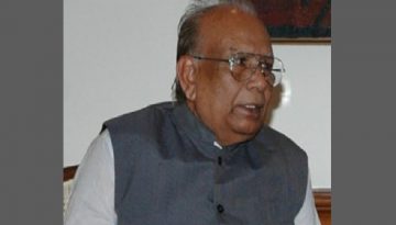 ঠাকুরগাঁওয়ে সাবেক এমপি রমেশ চন্দ্র ডিবি হেফাজতে