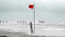 সমুদ্রবন্দরে ৩ নম্বর সতর্ক সংকেত, ঝোড়ো বৃষ্টির আভাস