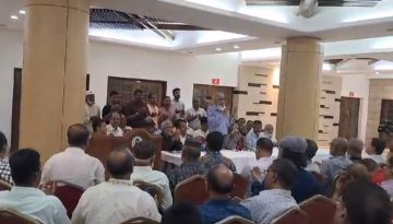 পদোন্নতি না দিলে রবিবার থেকে সচিবালয়ে লাগাতার অবস্থান