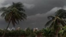 দুই অঞ্চলে ৬০ কি.মি. বেগে ঝোড়ো হাওয়াসহ বৃষ্টির আভাস