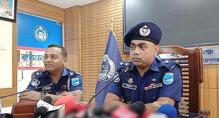 তদন্ত না করে কাউকে অহেতুক গ্রেফতার করবে না পুলিশ : নবাগত এসপি প্রত্যুষ কুমার মজুমদার