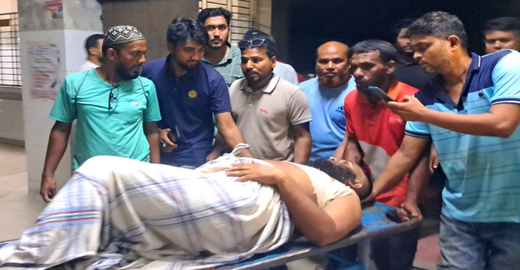 মাগুরায় সাংবাদিকের উপর হামলা