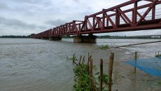 বিপদসীমার উপরে তিস্তার পানি, পানিবন্দী ৫ হাজার পরিবার