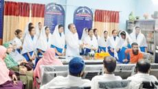 মতলবে পদত্যাগ করানো প্রধান শিক্ষককে বিদ্যালয়ে ফেরালেন শিক্ষার্থীরা