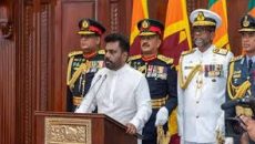 শপথ নিলেন শ্রীলঙ্কার নবনির্বাচিত প্রেসিডেন্ট দিসানায়েকে