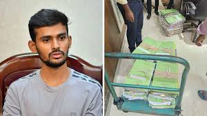 লাল ফিতার দৌরাত্ম্যে আটকে যাচ্ছি: উপদেষ্টা আসিফ