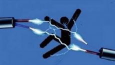 বিদ্যুৎস্পৃষ্টে একই পরিবারের ৩ জনের মৃত্যু