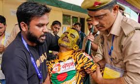 ভারতীয় সমর্থকদের হামলায় হাসপাতালে বাংলাদেশি সমর্থক