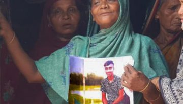 পুত্রের অপেক্ষায় মা, দেড় মাসেও মেলেনি লাশের সন্ধান