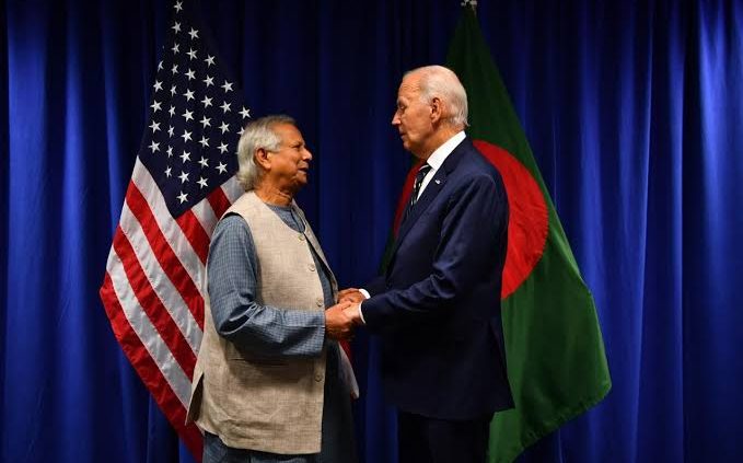 অন্তর্বর্তী সরকারকে পূর্ণ সমর্থন যুক্তরাষ্ট্রের: বৈঠকে জো বাইডেন