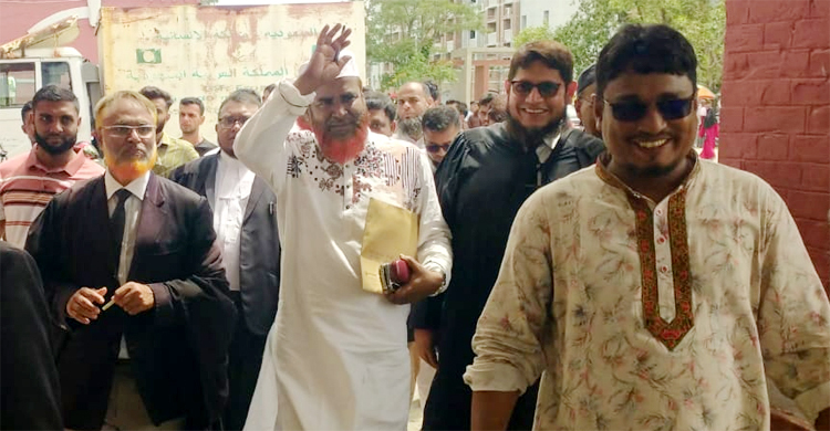 ২ মামলায় জামায়াতের সেক্রেটারি জেনারেল পরওয়ারসহ ৪৯ জনকে খালাস