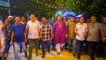 ডেমরার বিভিন্ন পূজামণ্ডপ পরিদর্শনে  বিএনপি নেতা নবী উল্লাহ নবী