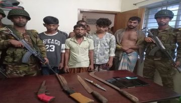 নোয়াখালীতে অবৈধ অস্ত্র নিয়ে টিকটক, গ্রেপ্তার ৫