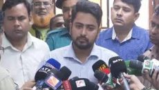 শেখ মুজিবকে জাতির পিতা উপাধি কে দিয়েছে, প্রশ্ন উপদেষ্টা নাহিদের