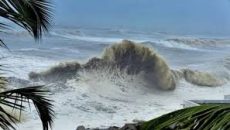 ঘূর্ণিঝড়ে পরিণত হয়ে ধেয়ে আসছে ঘূর্ণিঝড় ‘ডানা’