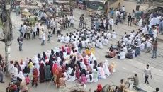 মহাখালীতে মেডিকেল টেকনোলজিস্ট শিক্ষার্থীদের সড়ক অবরোধ