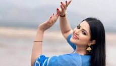 ফের প্রেমে পড়েছেন পরীমণি!