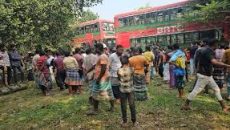 পিকনিকের বাসে বিদ্যুৎস্পৃষ্ট হয়ে তিন শিক্ষার্থীর মৃত্যু
