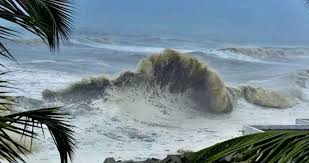 নিম্নচাপের প্রভাবে উত্তাল সাগর, চার বন্দরে সতর্ক সংকেত