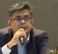 বিমানবন্দরে হয়রানি এড়াতে স্বচ্ছ নীতিমালা তৈরি করবে এই সরকার