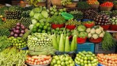 নিত্যপণ্যের বাজারে মিলছে না স্বস্তি