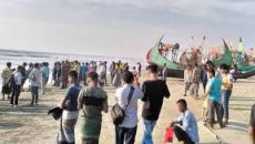 টেকনাফ সমুদ্র সৈকতে নিখোঁজ ২ শিক্ষার্থীর মরদেহ উদ্ধার