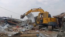 কুয়াকাটায় উচ্ছেদ অভিযান