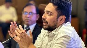 এমন প্রকল্প নেওয়া উচিত যা অন্তর্বর্তী সরকারের সময়ে শেষ হবে: উপদেষ্টা নাহিদ
