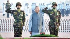 জাতীয় স্মৃতিসৌধে প্রধান উপদেষ্টা ড. মুহাম্মদ ইউনূসের শ্রদ্ধা