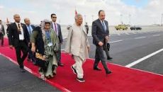 মিশরে পৌঁছেছেন প্রধান উপদেষ্টা ড. ইউনুস