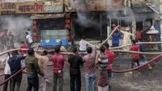 উত্তরায় রেস্তোরাঁয় আগুন, ৭ জনকে জীবিত উদ্ধার