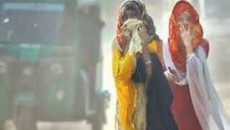 আজ বায়ুদূষণের শীর্ষে দিল্লি, ঢাকা তৃতীয়