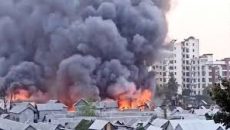 রাজধানীর কড়াইল বস্তিতে আগুন