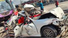 ছুটির দিনে সড়কে প্রাণ ঝরল ১২ জনের