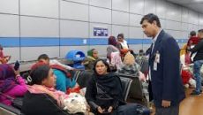 লেবানন থেকে ঢাকায় ফিরলেন আরও ১০৫ বাংলাদেশি