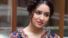 প্রেমিকের কাছে যে বায়না করলেন শ্রদ্ধা