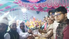 পূবাইলে আনোয়ারা বেগম দারুস সুন্নাহ কাওমী মাদ্রাসায় হাফেজ ছাত্রদের পাগড়ী প্রদান