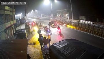 যুবদল নেতার বাড়িতে গুলির আগে পুলিশের সঙ্গে সন্ত্রাসীরা, বিক্ষোভে কঠোর হুঁশিয়ারি