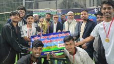 মোহাম্মদপুরে শহীদ জিয়া ফুটবল টূর্নামেন্টের ফাইনালে চ্যাম্পিয়ন ডিমান্ডেবলস এফ সি